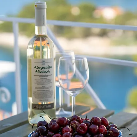 Noemia Apartahotel 3*