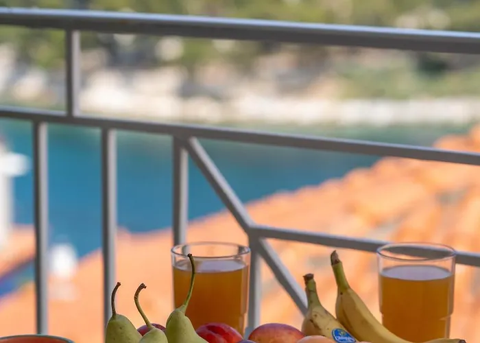 Noemia Skiathos Town