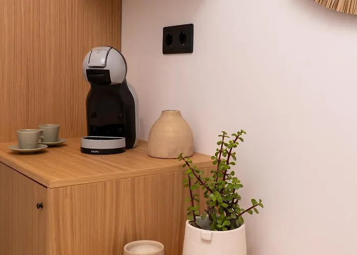 Noemia Skiathos Town